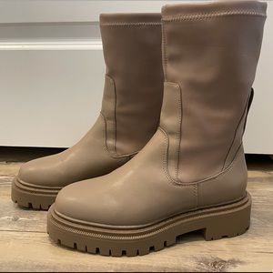 Chelsea Boots
